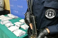 3�������ֵܱ�ץ���������������ڻ���������·