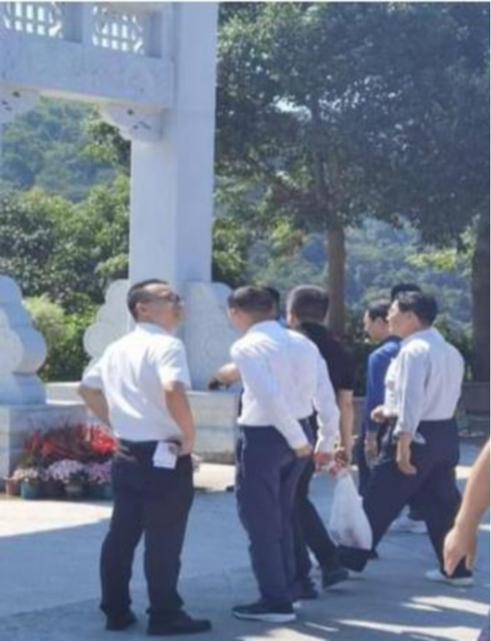 东莞市市长吕成蹊:会上大讲发展经济植绿林、促进民生讲作风,脸