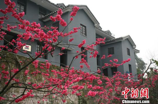 图为红岩村八路军办事处旧址。红岩联线供图 红岩精神感召游客 重庆红岩景区2017年接待逾800万人次